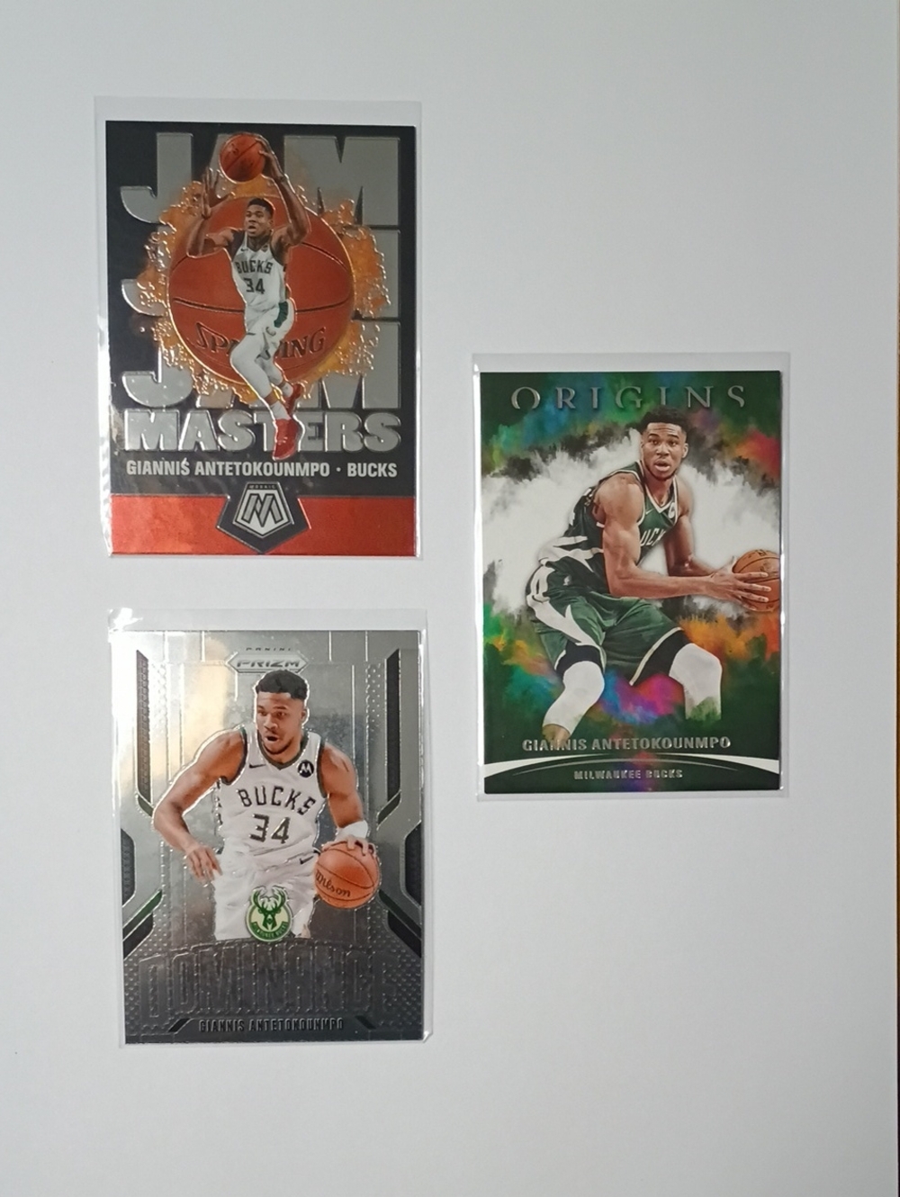 Giannis Antetokounmpo Basketball Card Lot - Green